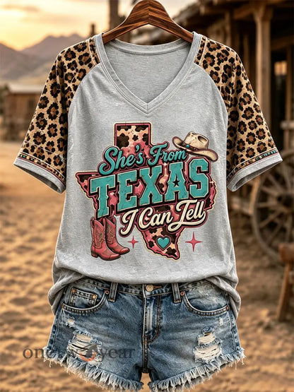 Women’s She’s From Texas I Can Tell Print Casual V-Neck Tee - Light Gray / S